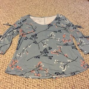 Maurices cold shoulder blouse